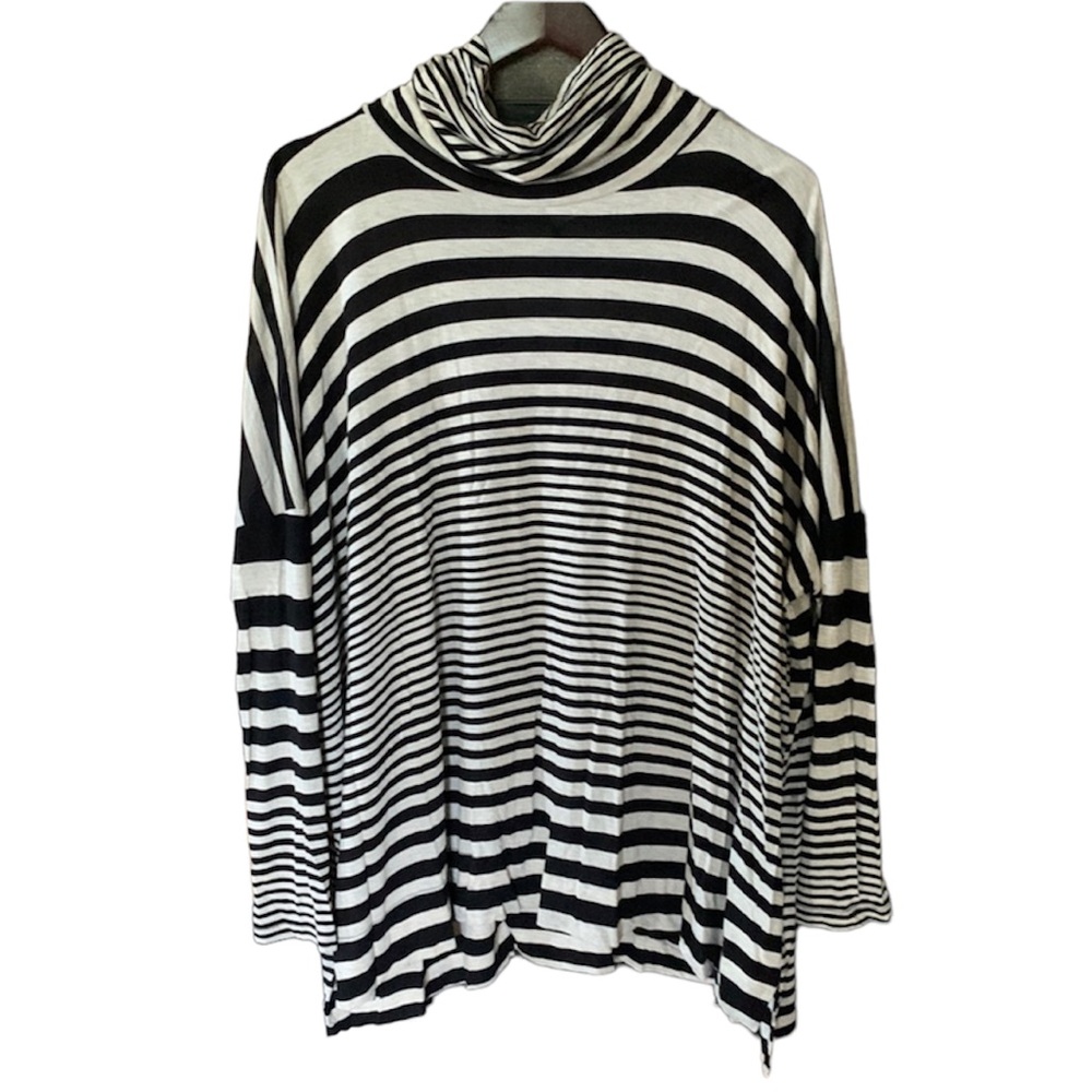 Capote striped blouse mock neck vowel professional career academia neutral